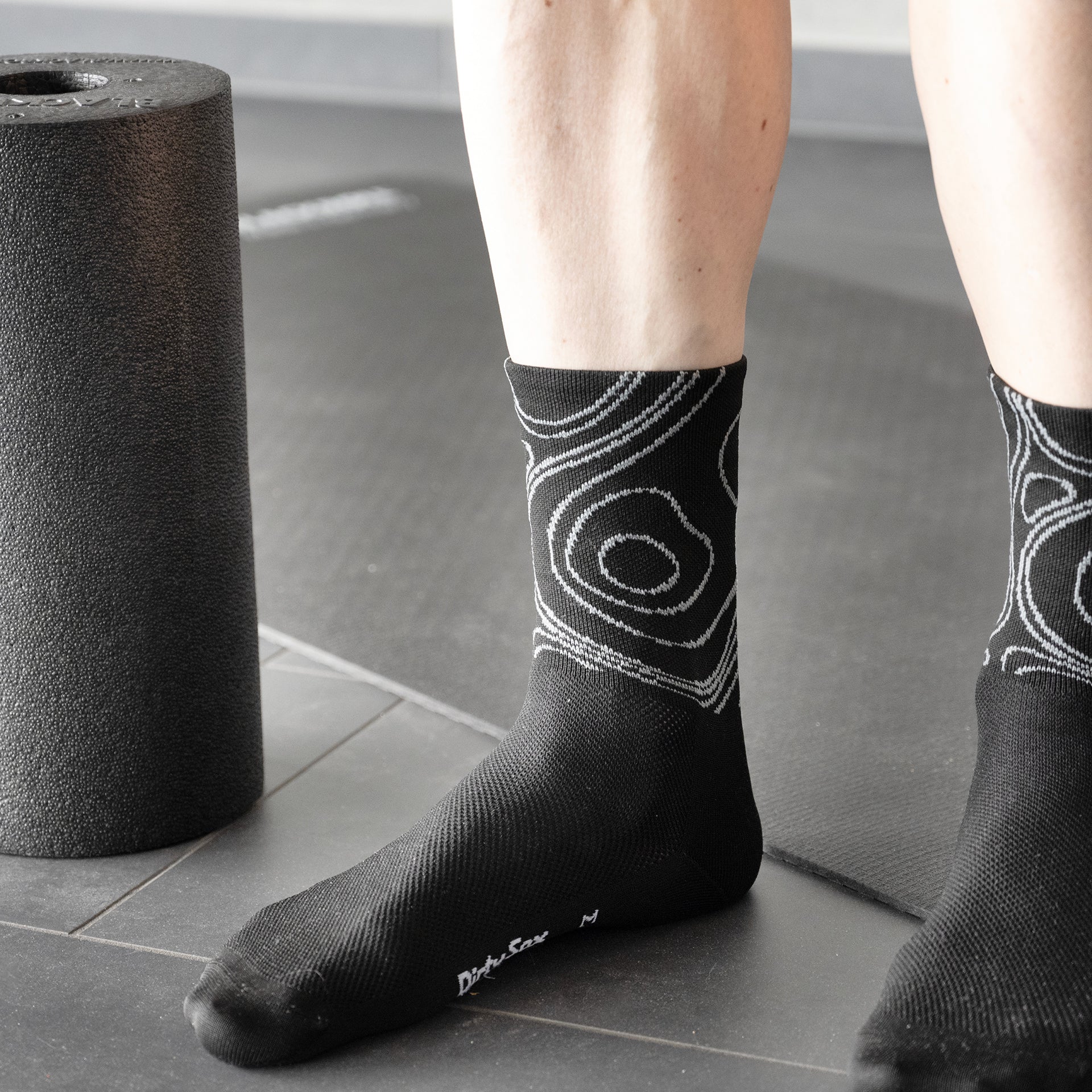 rennrad warum hohe socken Radstoff x DirtySox Altezza-Socke – www.radstoff.ch